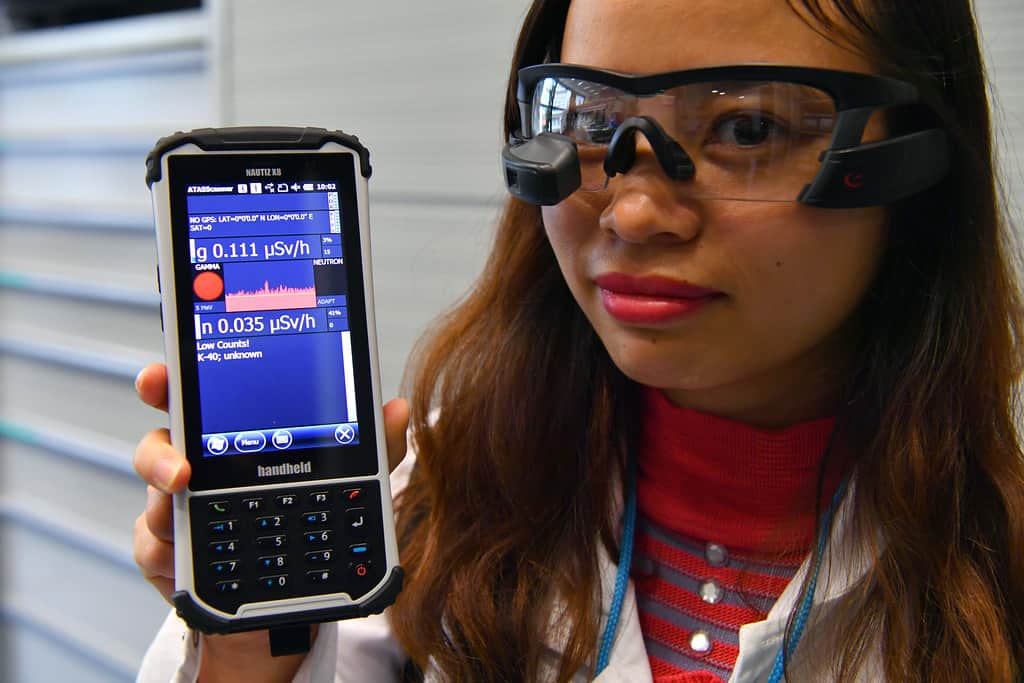 Radiation Monitoring Devices for Radiologic Technologists